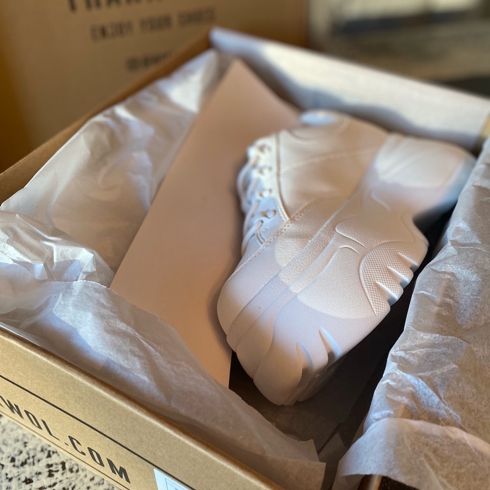 Nokwol Scripter Shoes